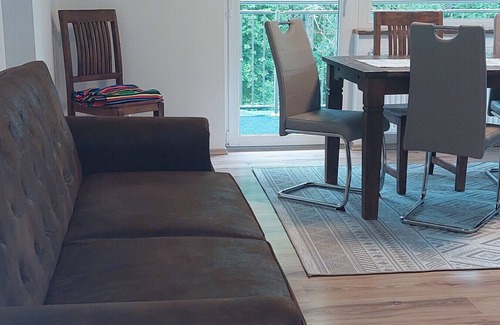 Rosenbach Apartment | Apartment 'In a Quiet Location near Lake Faak' with Private Garden, Balcony and Wi-Fi
