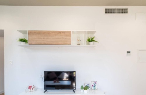 Cervantes Apartment | Apartment in a restored mansion in Granada.
