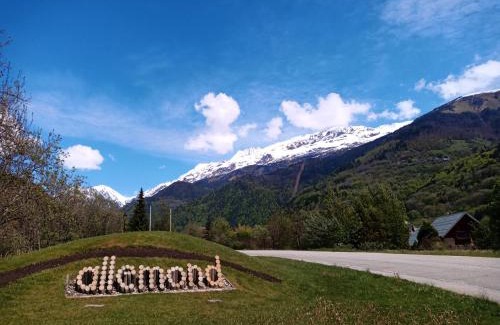 Allemond Apartment | Apartment In Allemont
