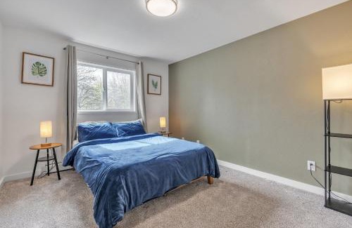 Government Hill Apartment | Apartment in Anchorage -10 Mi to Alaska Zoo! apts