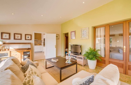 Binissalem Apartment | Apartment in Binissalem near Tramuntana Mountains