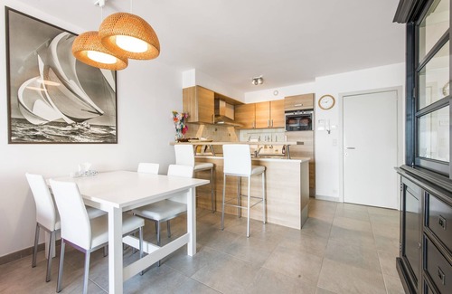 Blankenberge Apartment | Apartment in Blankenberge with Sea View