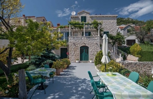 Bol Apartment | Apartment in Bol with Seaview, Terrace, Air condition, WIFI (3758-2)