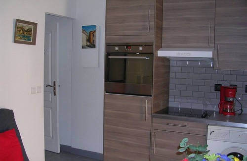 Cassis Apartment | apartment in cassis center of the village old week end MN 4 days out of season