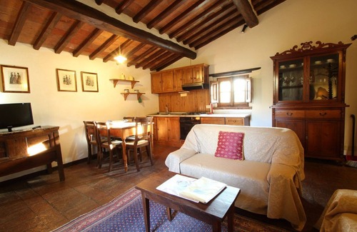 Il Borgo Apartment | Apartment in center of Tuscany