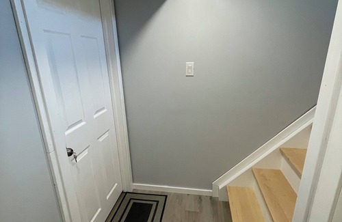 Wright County Apartment | Apartment in Central Ottawa - walk to CHEO/General hospital & trainyards