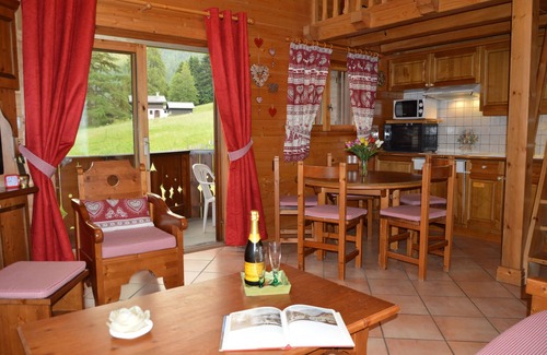 Les Houches Apartment | Apartment in Chalet- LES HOUCHES in Résidence de Tourisme MGM