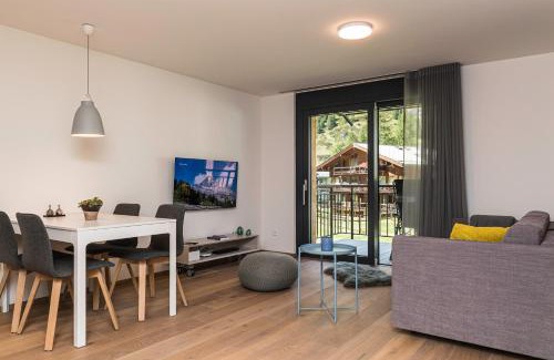 Zermatt Ski Chalet | Apartment in Chalet Pizzo Fiamma