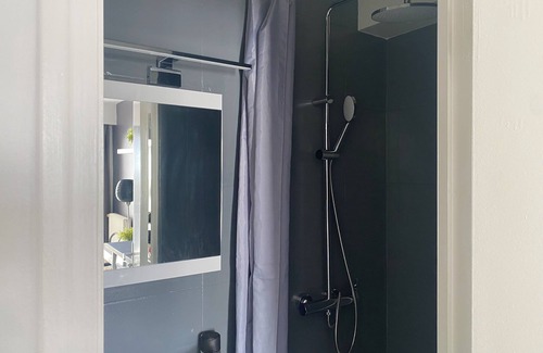 Faubourg de l'Arche Apartment | Apartment in Courbevoie