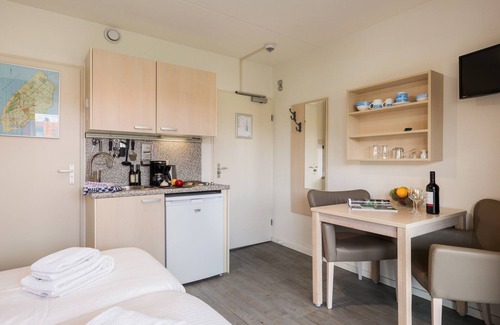 De Koog Apartment | Apartment in De Koog with free parking