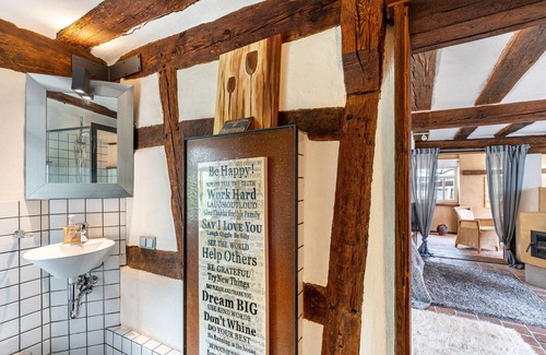 Gross-Umstadt Apartment | Apartment 'In der Dorfstrasse' with Terrace & Wi-Fi