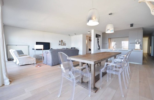 Heist Apartment | Apartment in Duinbergen by the Seafront