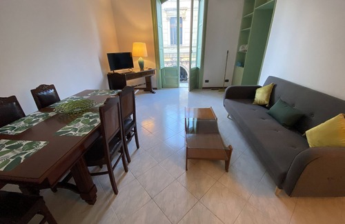 Ruggero Settimo Apartment | APARTMENT IN EARLY 20TH CENTURY BUILDING