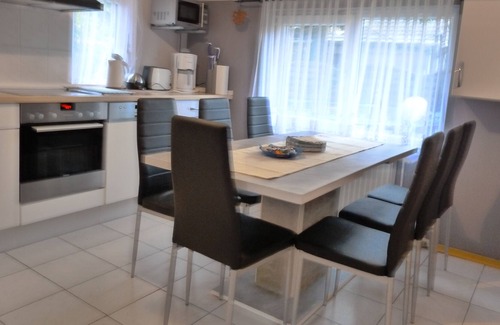 Warsingsfehn Apartment | Apartment in East Frisia for 1 to 8 people