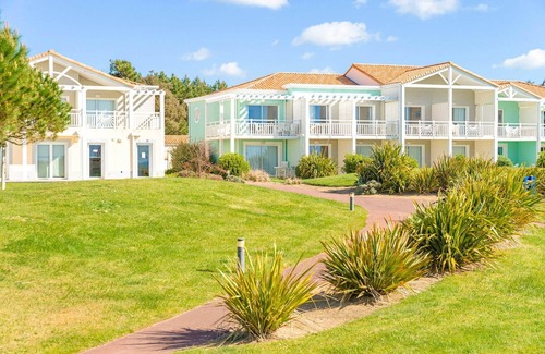 Chateau-d'Olonne Apartment | Apartment in France near Scenic Coast