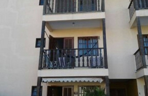 Rio das Ostras House | Apartment in gated community on the beach