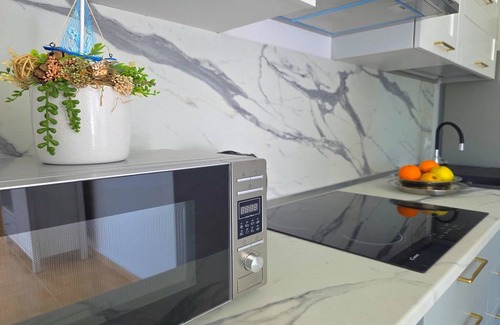 Golem Apartment | Apartment in Golem steps from sandy beach