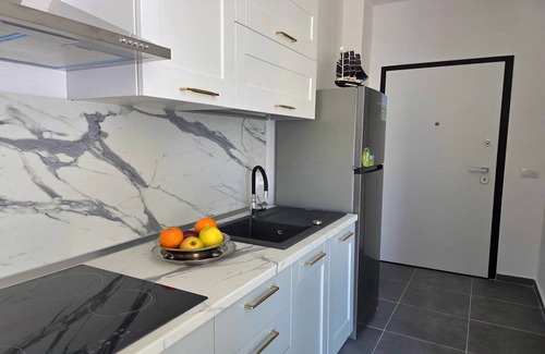 Golem Apartment | Apartment in Golem steps from sandy beach