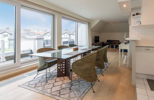 Middelkerke Apartment | Apartment in Golf Azur near Seaside