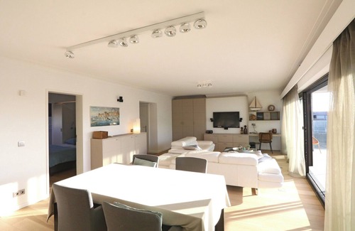 Knokke Apartment | Apartment in Het Zoute with Sea Views