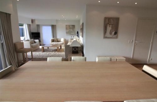 Het Zoute Apartment | Apartment in Het Zoute near Beaches