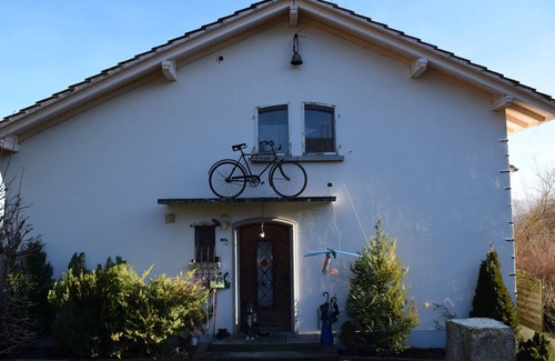 Villars-le-Grand Apartment | Apartment in individual villa, quiet, view