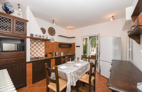 Ellera House | Apartment in villa 5 km from the sea