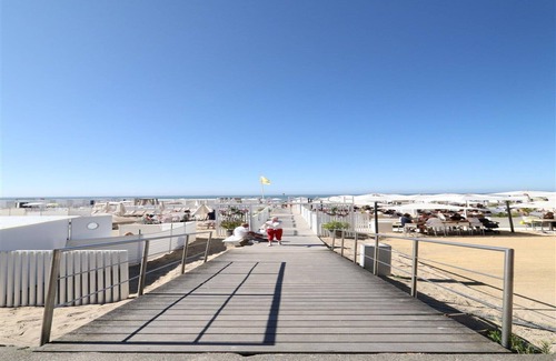 Knokke Apartment | Apartment in Knokke with Stunning Sea View