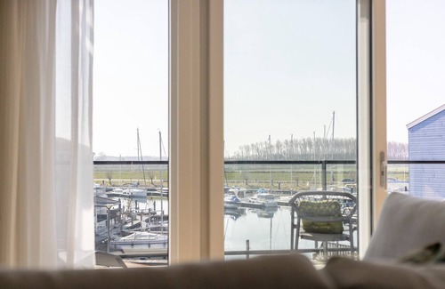 Kortgene House | Apartment in Kortgene with Harbor View