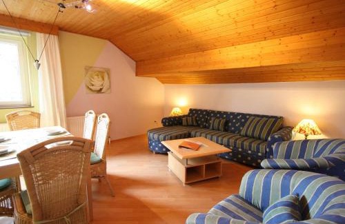Krispl Apartment | Apartment in Krispl near Hiking Trails
