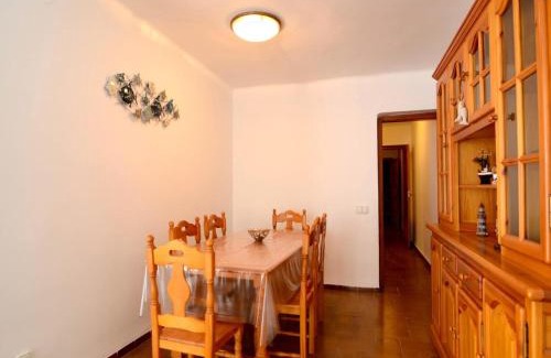 L'Escala Apartment | Apartment in L Escala near Port del Perris Beach