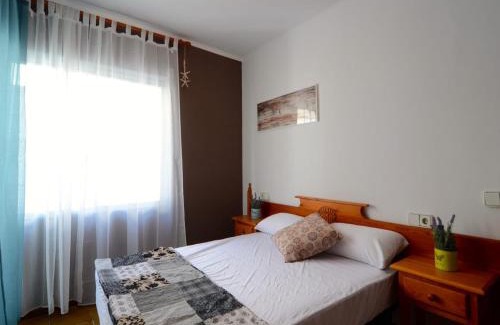 L'Escala Apartment | Apartment in L Escala near Port del Perris Beach
