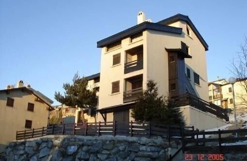 Les Angles Apartment | Apartment in Les Angles with amazing view of Maternale lake