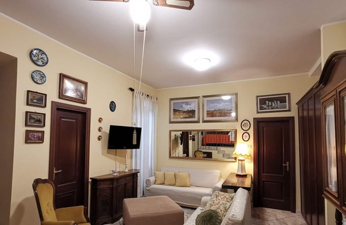 Tuscania Villa | Apartment in Liberty villa with garden in the city center