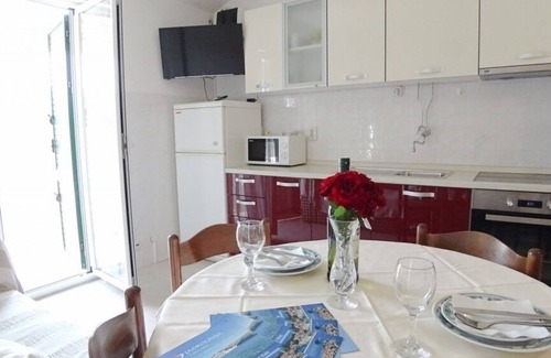 Lopar Apartment | Apartment in Lopar with Terrace, Air condition, WIFI, Washing machine (893-3)