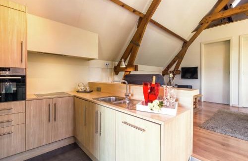 Maldegem Apartment | Apartment in Maldegem with Scenic Terrace, cleaning included