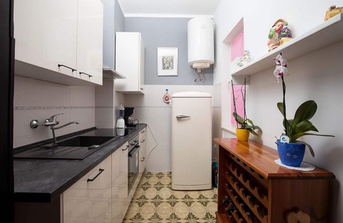 Medulin Apartment | Apartment in Medulin near Beach & BBQ