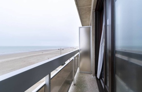 Middelkerke Apartment | Apartment in Middelkerke near Beach & Casino