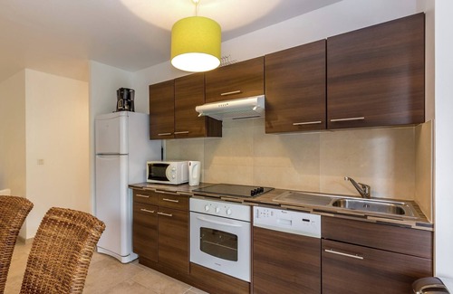 Montauroux Apartment | Apartment in Montauroux near Lake St. Cassien