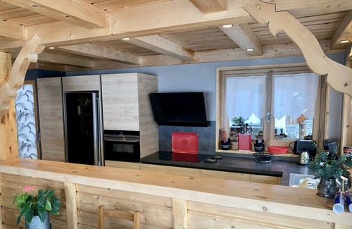 Morzine Apartment | Apartment in Morzine - Ski In - Sleeps 6