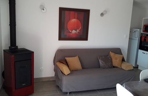 Formigueres House | Apartment in mountain house sleeps 4 to 6