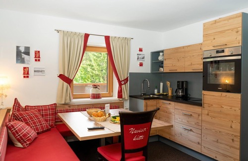 Navis Apartment | Apartment in Navis near Berger Alm Ski Resort