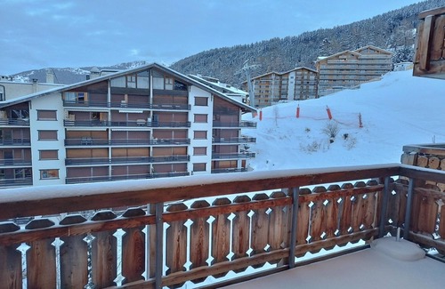 Saint-Pierre-de-Clages Apartment | Apartment in Nendaz near Ski Lift