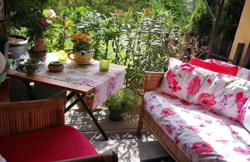 Neusass Old Town House | Apartment in Neusäß with Barbecue and Wifi
