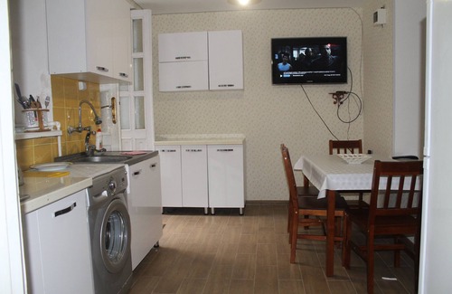 Sololaki Apartment | Apartment in Old town (liberty square)