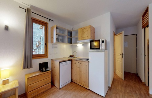 Orelle Apartment | Apartment in Orelle near Ski Lift & Pool
