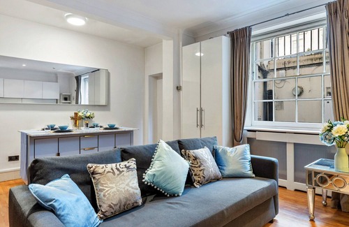Pimlico Apartment | Apartment in Pimlico near Tate Britain