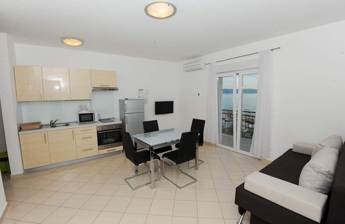 Podstrana Apartment | Apartment in Podstrana-Sv.Martin with Seaview, Terrace, Air condition, WIFI (5117-2)