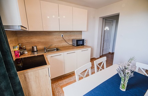 Podcetrtek Apartment | Apartment in Pony Ranch - Zosi