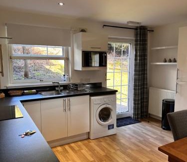 Inchmarlo Apartment | Apartment in Queens Court, Banchory
